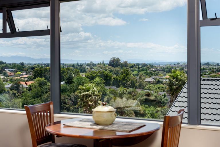 Photo of property in 27 La Cumbre Close, Bethlehem, Tauranga, 3110