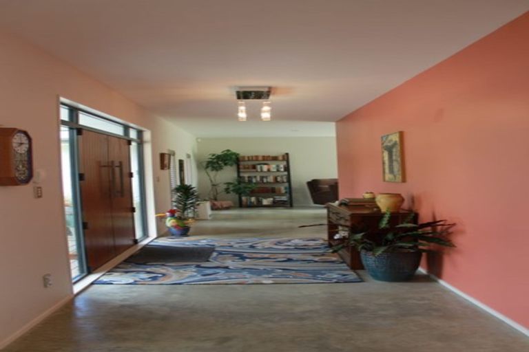 Photo of property in 61 Hurndall Street East, Maungaturoto, 0520