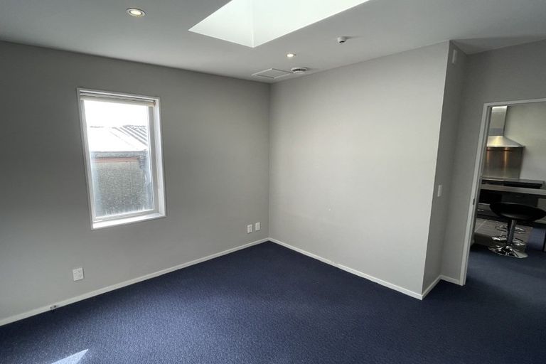 Photo of property in 5/35 Home Street, Mount Victoria, Wellington, 6011