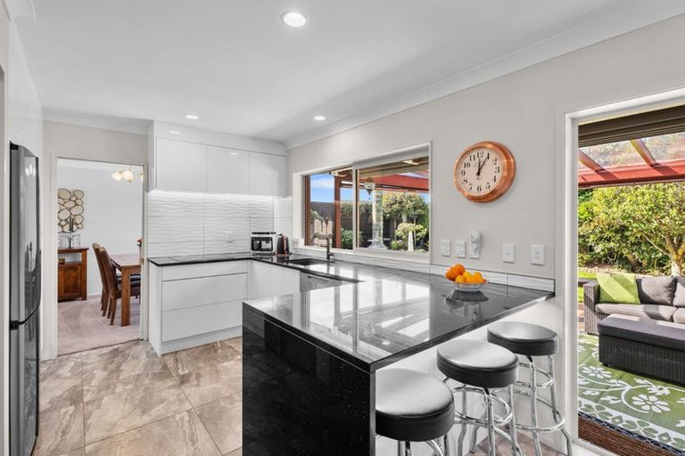 Photo of property in 7 Nypa Way, Somerville, Auckland, 2014