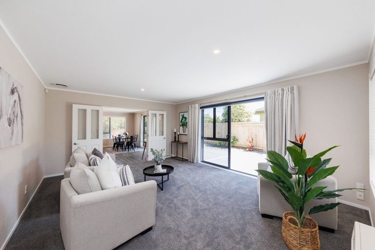 Photo of property in 12 Aspen Way, Kelvin Grove, Palmerston North, 4414