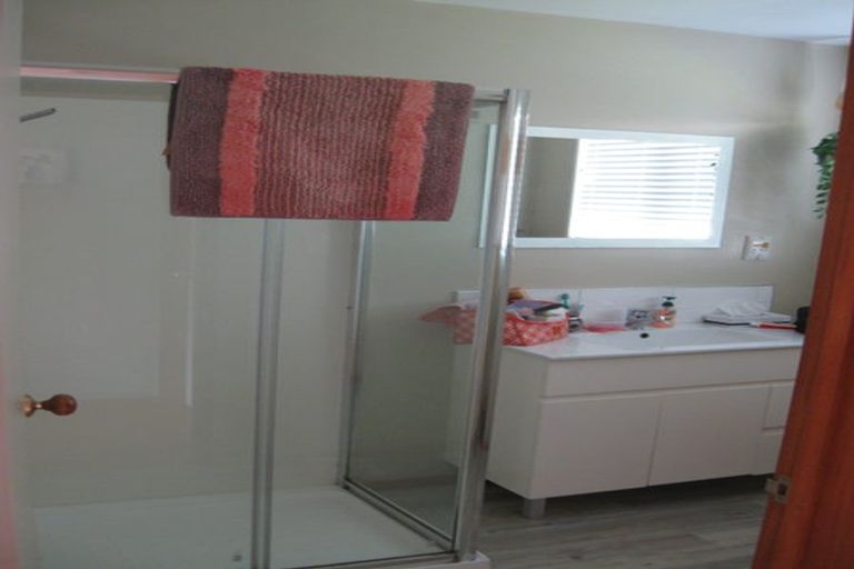 Photo of property in 14 Sandy Bay Road, Black Rock, Picton, 7282