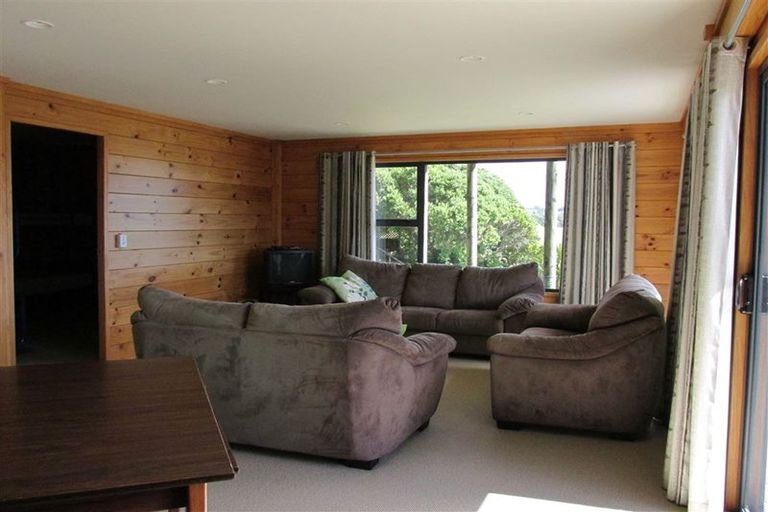 Photo of property in 4 Kotare Drive, Coopers Beach, 0420