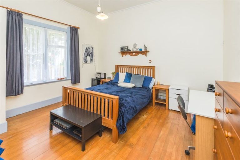 Photo of property in 37 Peakes Road, Saint Johns Hill, Whanganui, 4501