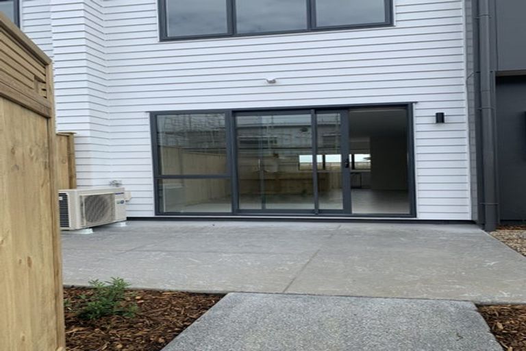 Photo of property in 1b Falabella Lane, Karaka, Papakura, 2113