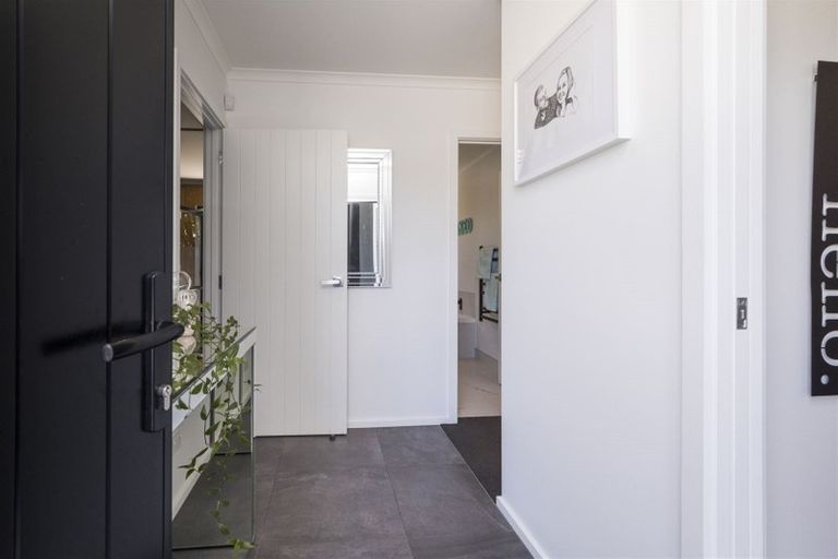 Photo of property in 18a Thomson Street, West End, Palmerston North, 4412