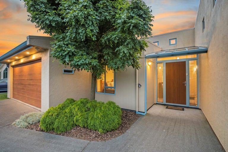 Photo of property in 60 Navigation Drive, Whitby, Porirua, 5024