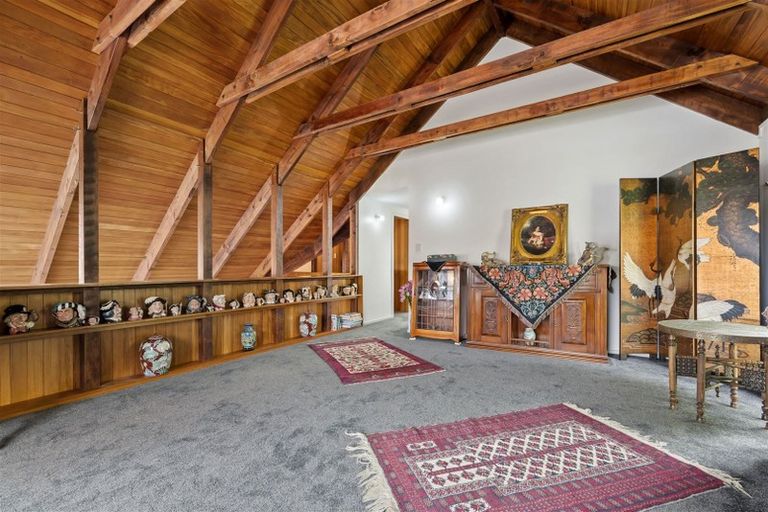 Photo of property in 4 Ball Lane, Redcliffs, Christchurch, 8081