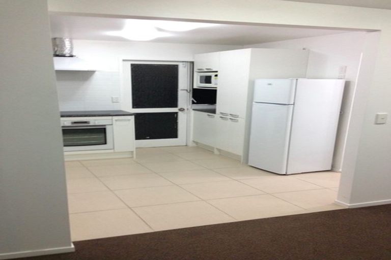 Photo of property in 1/15 Belle Vue Avenue, Northcote Point, Auckland, 0627