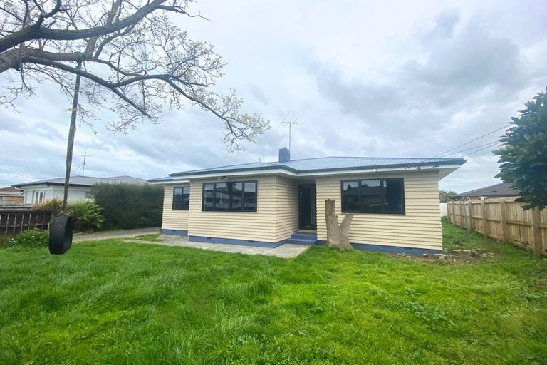 Photo of property in 1/35 Rollerson Street, Papakura, 2110