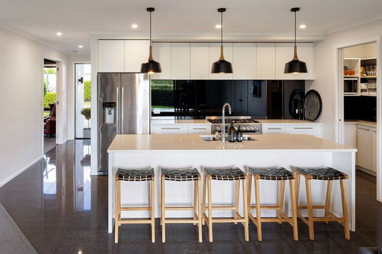 Photo of property in 32 Helen June Avenue, Flagstaff, Hamilton, 3210