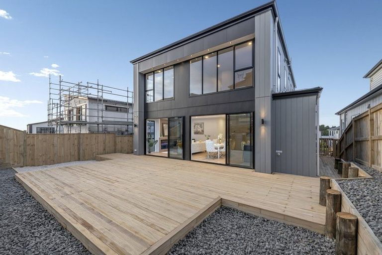 Photo of property in 14 Alluvial Street, Flat Bush, Auckland, 2019