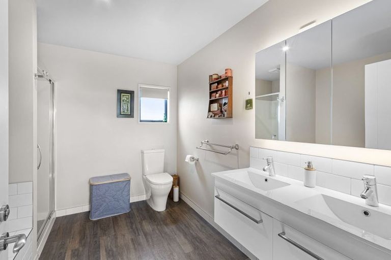 Photo of property in 11 Plynlimon Road, Fendalton, Christchurch, 8052