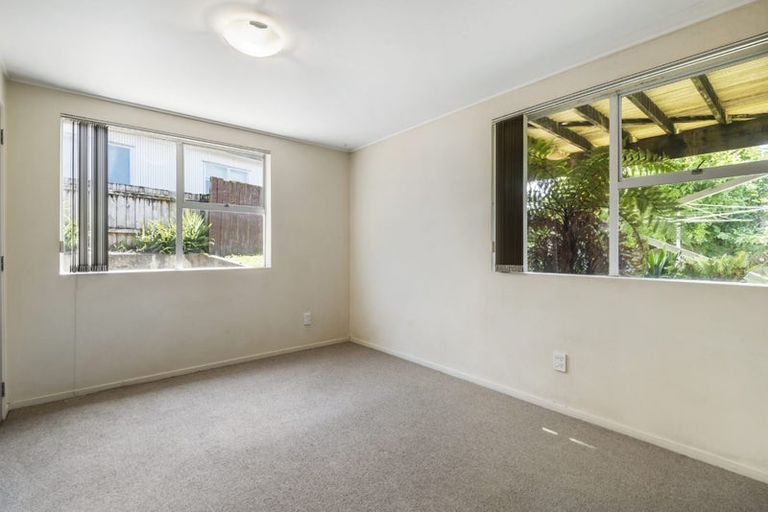 Photo of property in 134 Exmouth Road, Northcote, Auckland, 0627