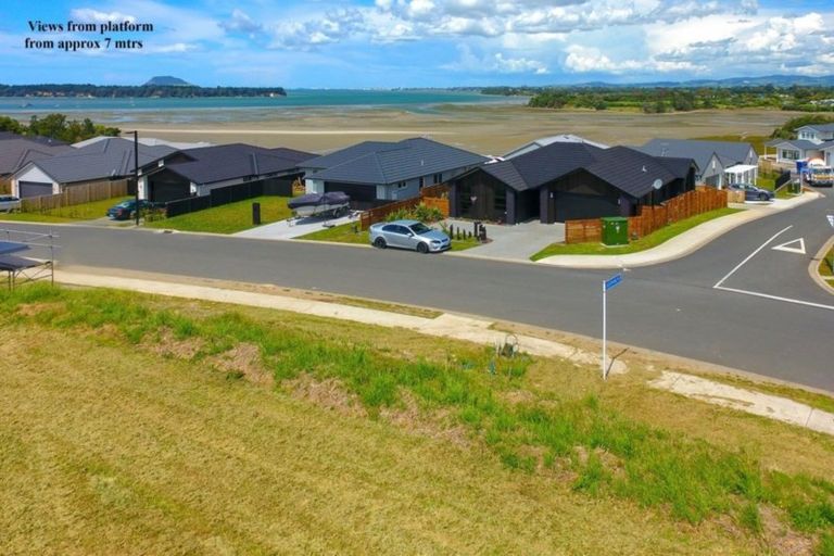 Photo of property in 54 Bert Wall Drive, Omokoroa, 3114