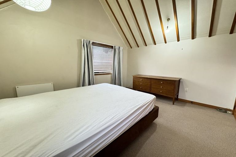 Photo of property in 2/100 Office Road, Merivale, Christchurch, 8014