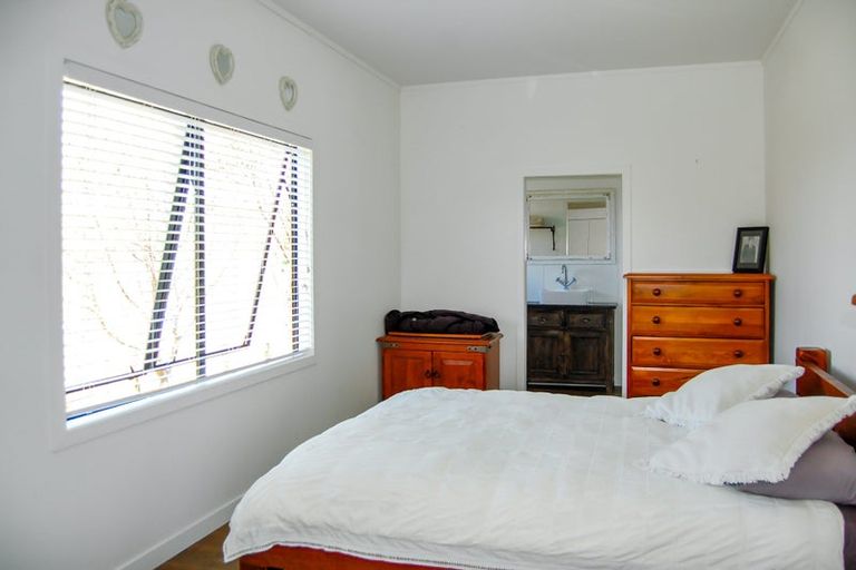 Photo of property in 1470 Oneriri Road, Kaiwaka, 0573