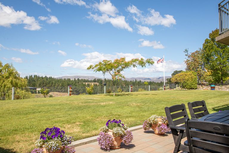 Photo of property in 233 Letts Gully Road, Letts Gully, Alexandra, 9393