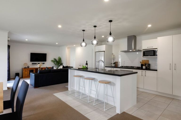 Photo of property in 44 Keston Crescent, Flagstaff, Hamilton, 3210