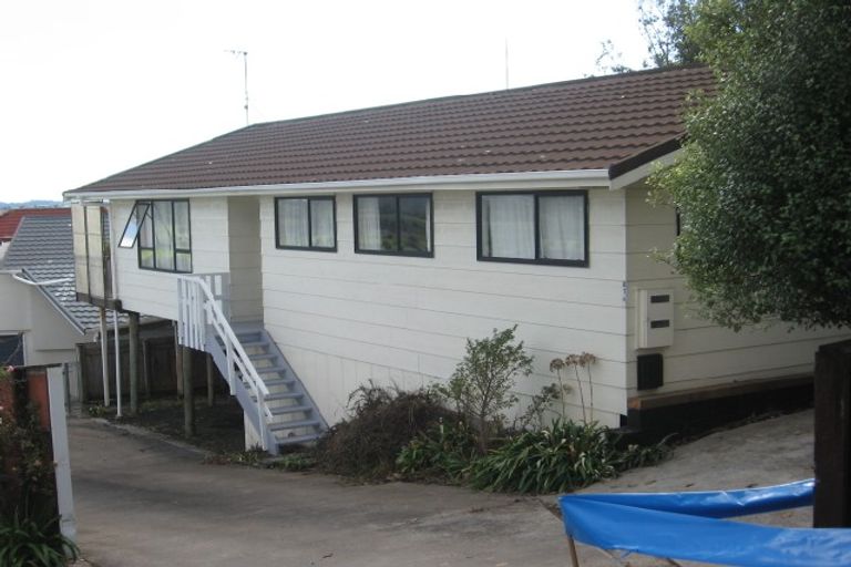 Photo of property in 1/21 Gwenand Place, Botany Downs, Auckland, 2010