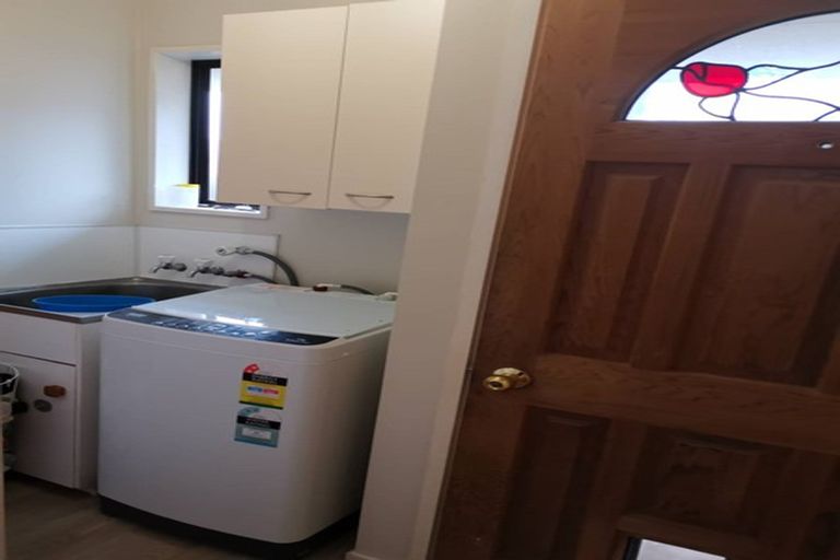 Photo of property in 5a Edwins Way, Burwood, Christchurch, 8083