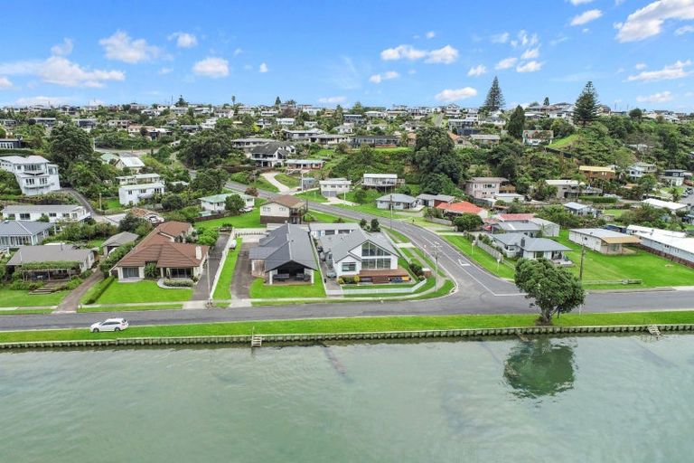 Photo of property in 32 The Esplanade, Omokoroa, 3114