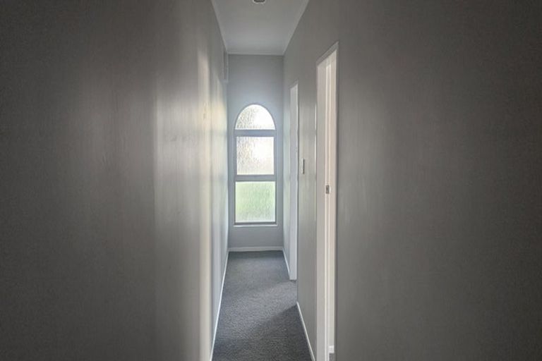 Photo of property in 43 Ngatai Road, Otumoetai, Tauranga, 3110