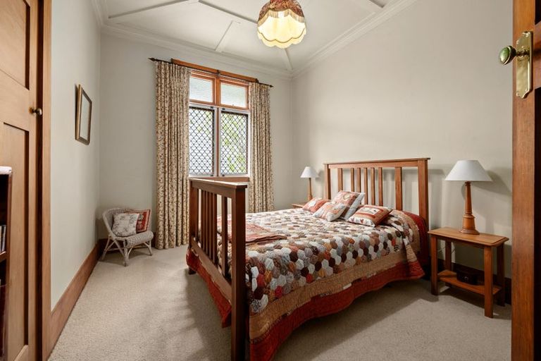 Photo of property in 17 Te Aroha Street, Hamilton East, Hamilton, 3216