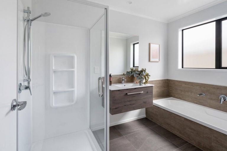 Photo of property in 3 Flack Street, Pyes Pa, Tauranga, 3112