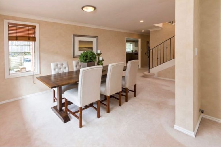 Photo of property in 16 Dairyland Drive, East Tamaki Heights, Auckland, 2016