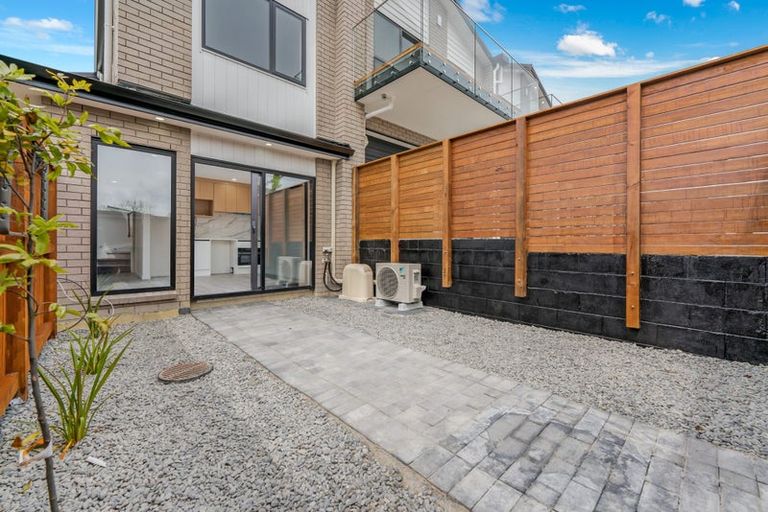 Photo of property in 20b Sabot Place, Massey, Auckland, 0614