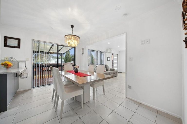 Photo of property in 125 Russell Road, Manurewa, Auckland, 2102