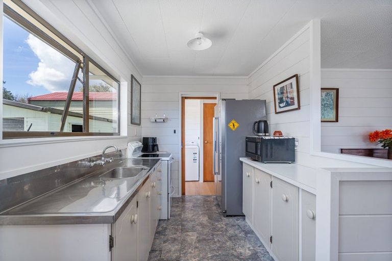 Photo of property in 112 Fernhill Rise, Matarangi, Whitianga, 3592