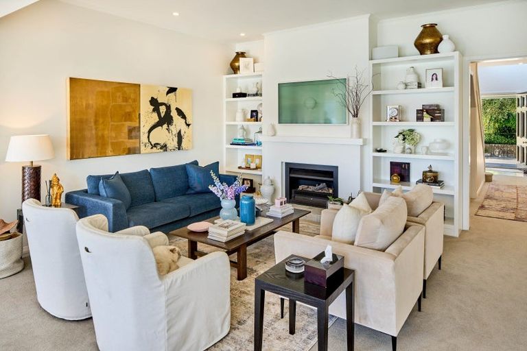 Photo of property in 3 Maida Vale Road, Roseneath, Wellington, 6011