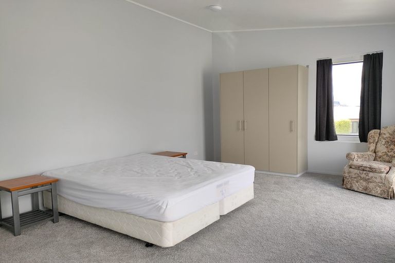 Photo of property in 1-3/1 Matakauri Place, Fernhill, Queenstown, 9300