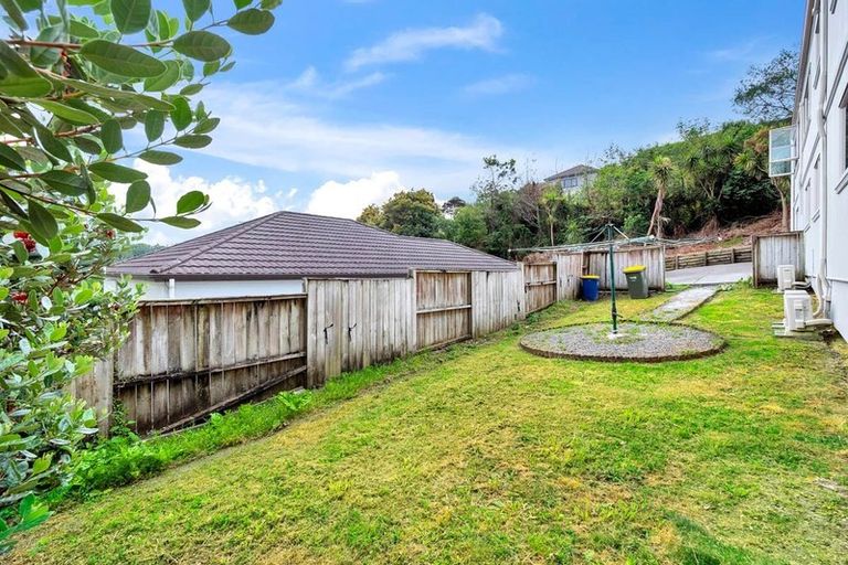 Photo of property in 17d Balmain Road, Birkenhead, Auckland, 0626