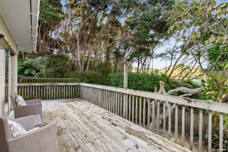 Photo of property in 1/7 Odette Road, Totara Vale, Auckland, 0629