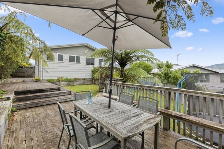 Photo of property in 28 Clapham Grove, Stokes Valley, Lower Hutt, 5019