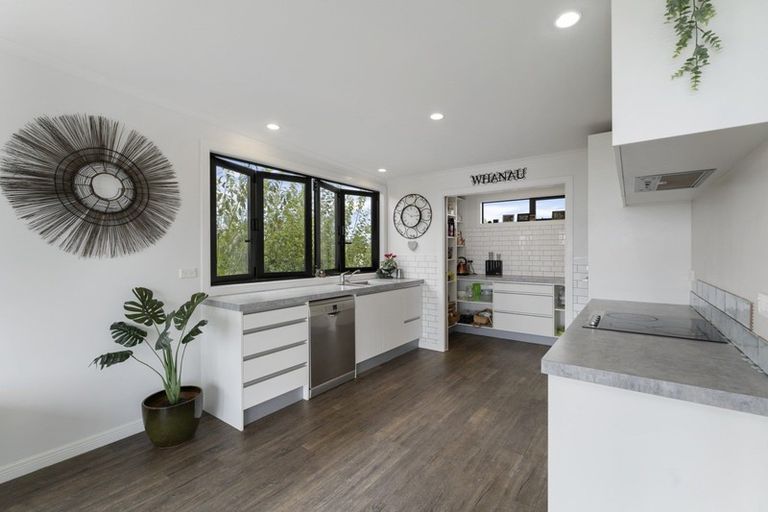 Photo of property in 14 Duncans Way, Otaki Beach, Otaki, 5512