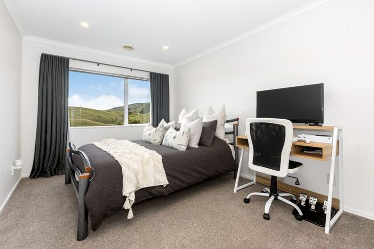 Photo of property in 61 Saint Ives Drive, Camborne, Porirua, 5026