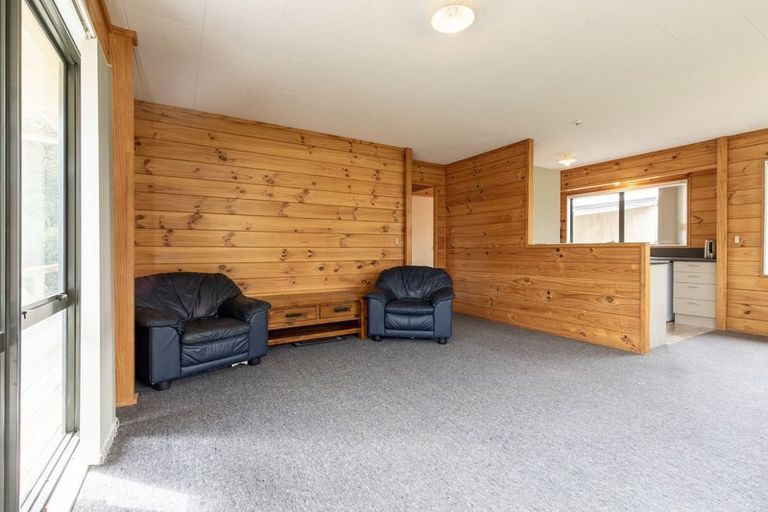 Photo of property in 14 Poihaere Street, Turangi, 3334