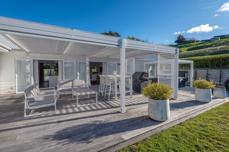 Photo of property in 2/21 Highland Drive, Acacia Bay, Taupo, 3385