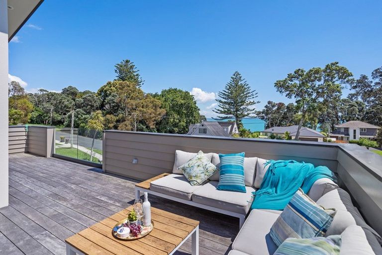 Photo of property in 67 First View Avenue, Beachlands, Auckland, 2018