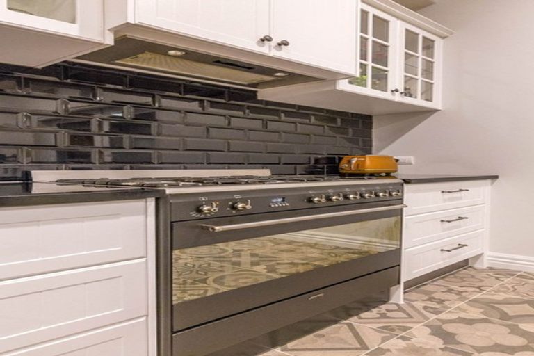 Photo of property in 18 Golden Morning Drive, Albany Heights, Auckland, 0632