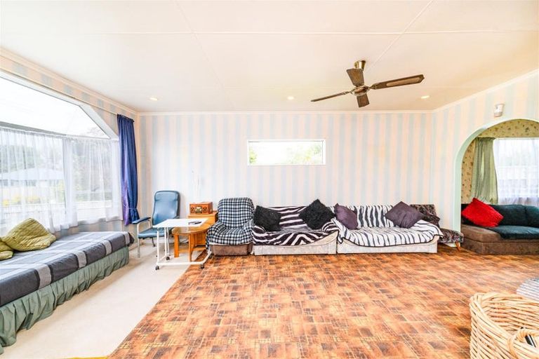 Photo of property in 201 Bridge Street, Bulls, 4818