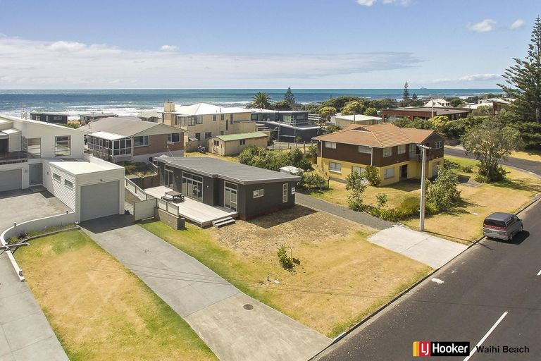 Photo of property in 81a Dillon Street, Waihi Beach, 3611