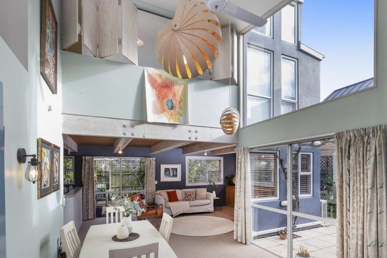 Photo of property in 2/18 Darvel Street, Riccarton, Christchurch, 8011