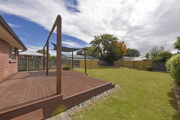 Photo of property in 16 Derwent Street, Bryndwr, Christchurch, 8053