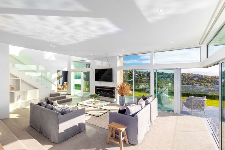 Photo of property in 6 Gazelle Lane, Redcliffs, Christchurch, 8081