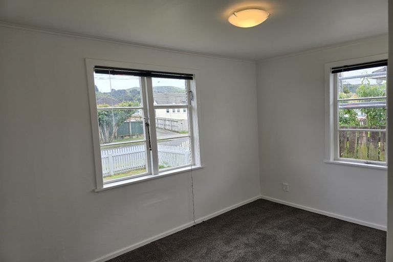 Photo of property in 26 Poole Street, Taita, Lower Hutt, 5011